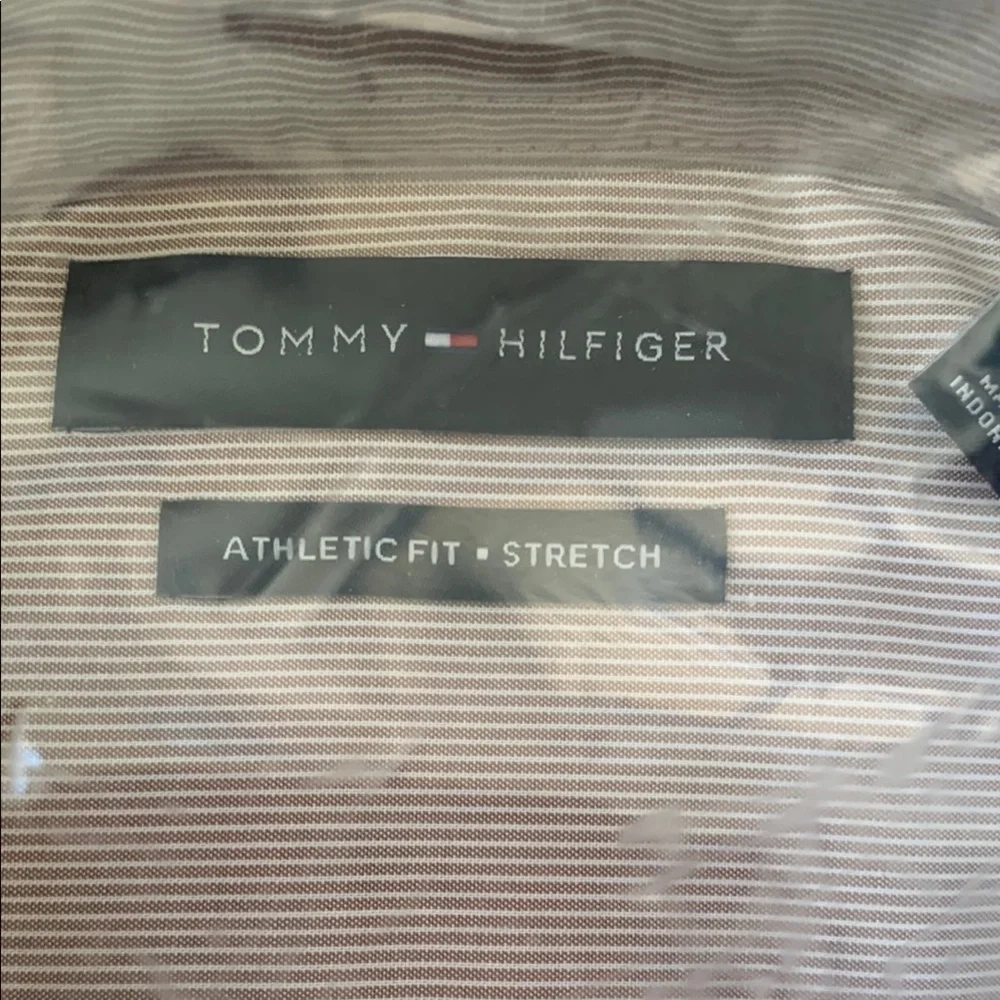 Tommy Hilfiger Tan and White Dress Shirt Classic Style athletic fit  14.5 32/33 - Picture 9 of 11